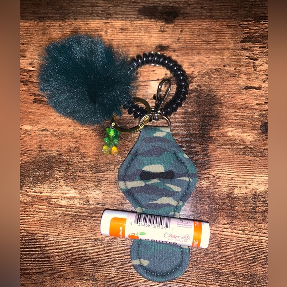 Accessories - NWT Camo Chapstick Holder Keychain Set